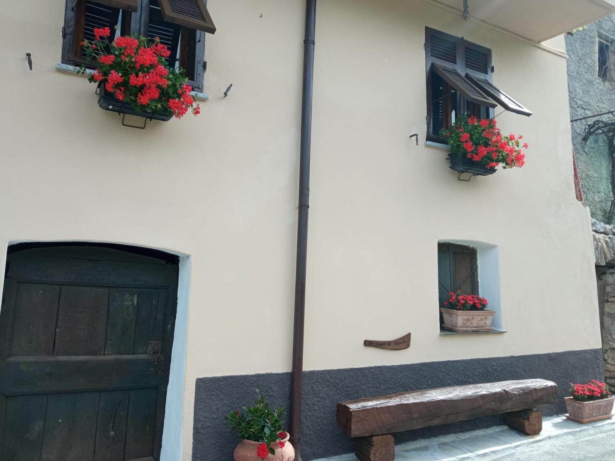 Agriturismo U'Spigu Nonna Annetta Nasino エクステリア 写真